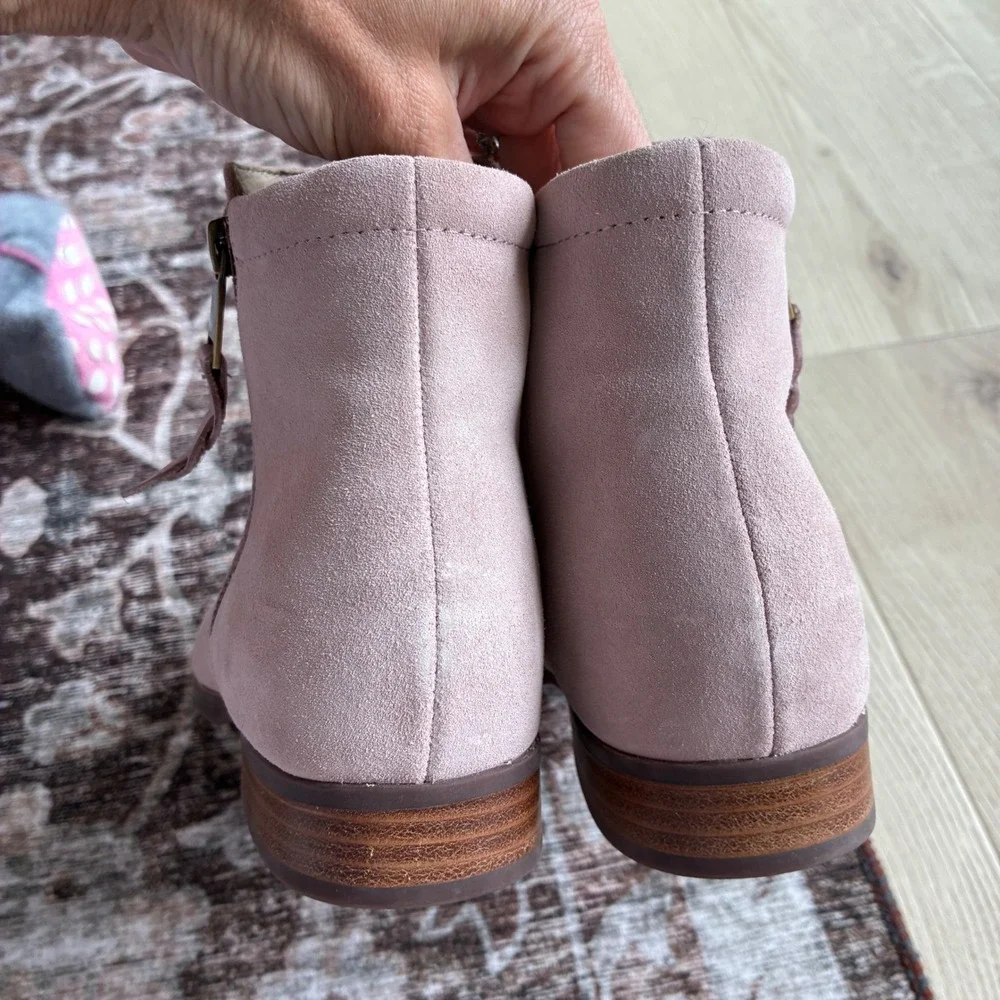Spenco Ivy Pale Pink Suede Ankle Booties Side Zip Womens 8.5 B Orthotic Support
